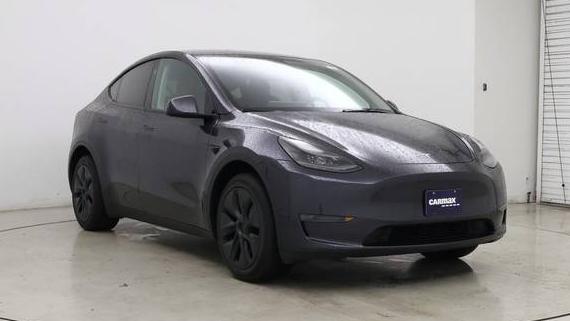 TESLA MODEL Y 2024 7SAYGDED6RF154070 image